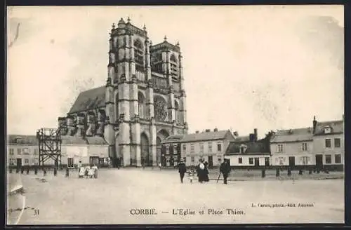 AK Corbie, L`Église et Place Thiers