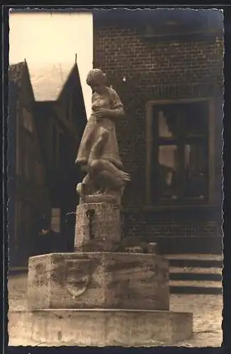 AK Plön, Gänselieselbrunnen