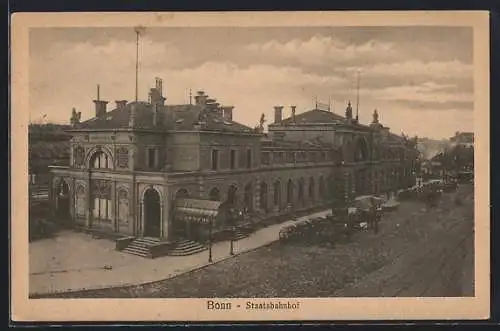 AK Bonn, Staatsbahnhof mit Strassenpartie