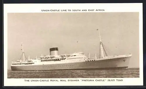 AK Passagierschiff und Postdampfer Pretoria Castle der Union-Castle Line auf hoher See