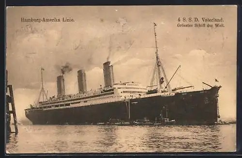 AK Passagierschiff SSD Vaterland der H.-A.-Linie bei der Hafeneinfahrt