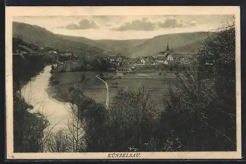 AK Künzelsau, Generalansicht der Ortschaft vom Flussufer aus gesehen