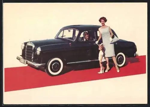 AK Auto-Reklame, Mercedes Benz 180 D mit glücklicher Kleinfamilie