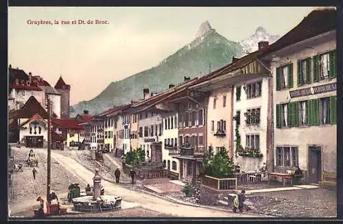 AK Gruyéres, la rue et Dt. de Broc