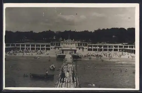 AK Varna, Urlauber im Strandbad