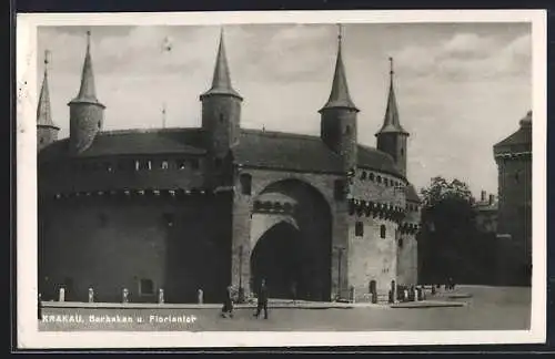 AK Krakau, Barbakan und Floriantor