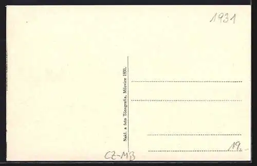 AK Oboriste, Schule, Kirche, Strassenpartie mit Gebäudeansicht