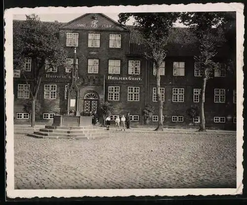 Fotografie Drude, Neumünster, Ansicht Rendsburg, das Hospital zum Heiligen Geist