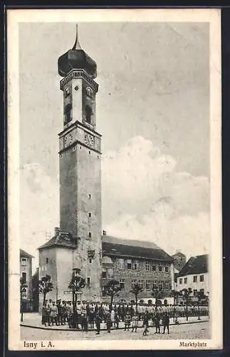 AK Isny i. A., Soldaten und Kinder auf dem Marktplatz