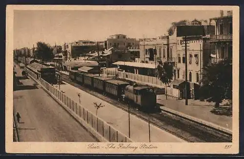 AK Suez, The Railway Station, Bahnhof, Eisenbahn
