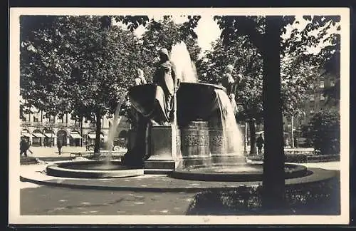 AK München, Der Nornenbrunnen