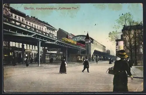AK Berlin-Kreuzberg, An der Hochbahnstation Cottbuser Tor, U-Bahn