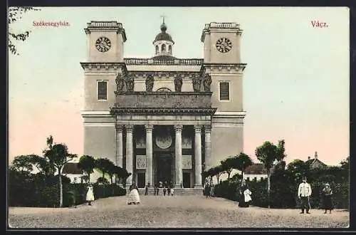 AK Vacz, Partie an der Kirche