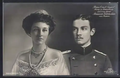 AK Prinz Ernst August in Uniform, Herzog zu Braunschweig und seine Braut, Prinzessin Victoria Luise von Preussen