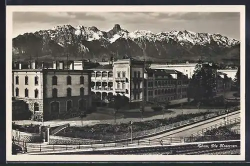 AK Thun, Die Kasernen mit Bergpanorama