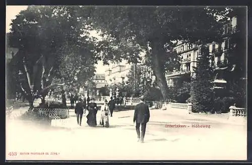 AK Interlaken, Flaneure auf dem Höheweg