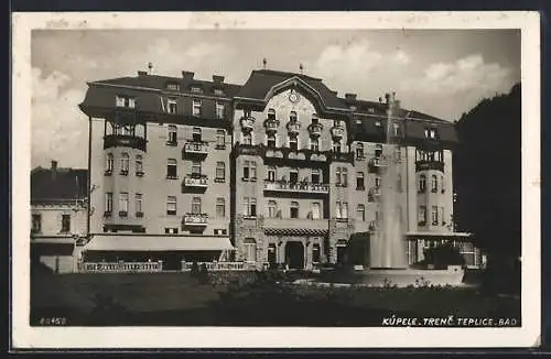 AK Kúpele Trenc. Teplice, Partie am Grand Hotel