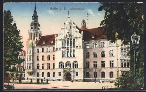AK Halle a. S., Justizgebäude mit Strassenpartie