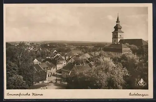 AK Niemes, Teilansicht mit Strassenblick aus der Vogelschau