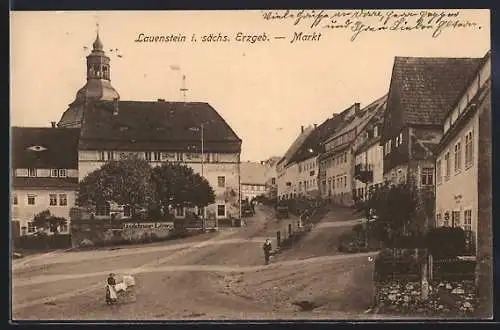 AK Lauenstein / Sachsen, Markt mit Gasthaus Goldener Löwe