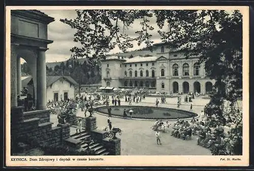 AK Krynica, Dom Zdrojowy i deptak w czasie koncertu