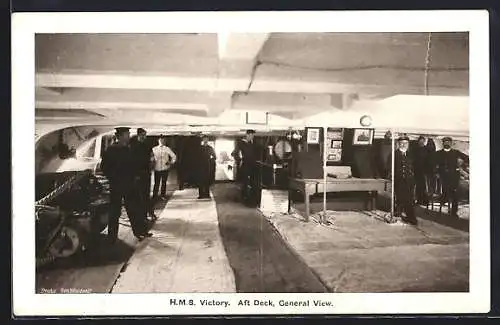 AK HMS Victory, Aft Deck, General View, Britische Matrosen, Kriegsschiff