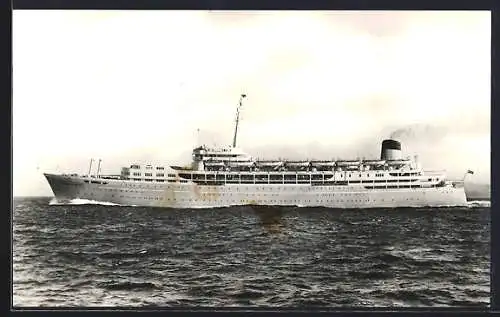 AK Passagierschiff SS Southern Cross auf dem Meer, Shaw Saville Line