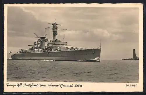 AK Kriegsmarine, Panzerschiff Deutschland beim Marine Ehrenmal Laboe