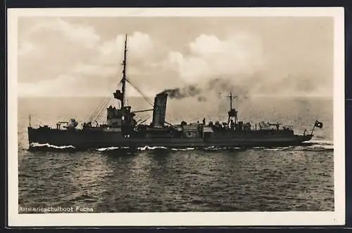 AK Artillerieschulboot Fuchs der Kriegsmarine auf hoher See