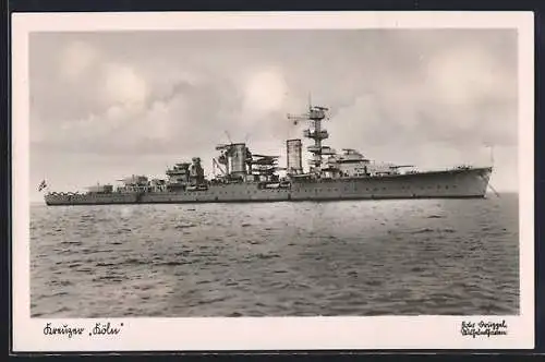 AK Kreuzer Köln der Kriegsmarine liegt vor Anker