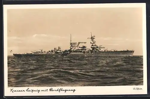 AK Kreuzer Leipzig mit Bord-Flugzeug
