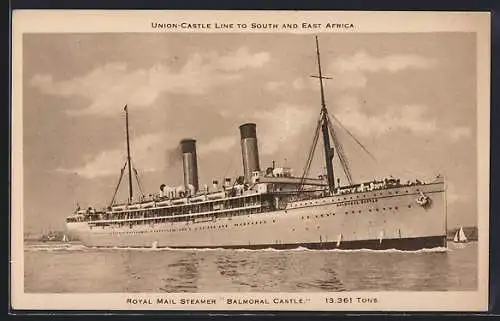 AK Passagierschiff Balmoral Castle der Union-Castle Line beim Auslaufen