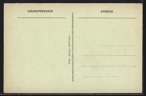 AK Maisons-Laffitte, Avenue Longueil avec passants et voitures