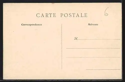 AK Maisons-Laffitte, Hôtel Royal majestueux avec drapeaux flottants