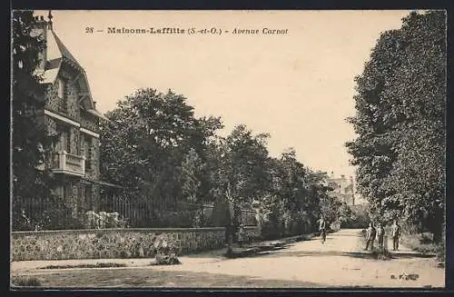 AK Maisons-Laffitte, Avenue Carnot