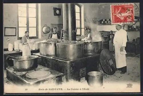 AK Saint-Cyr, La Cuisine à l`École