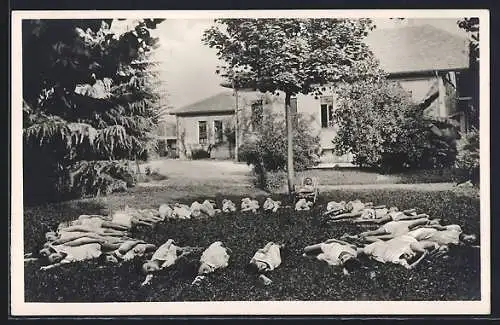 AK Milano, Patronato-Scuola all`Aperto Umberto di Savoia-Siesta sull`erba