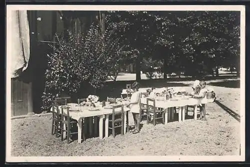 AK Milano, Patronato-Scuola all`Aperto Umberto di Savoia-La mensa dei piccini
