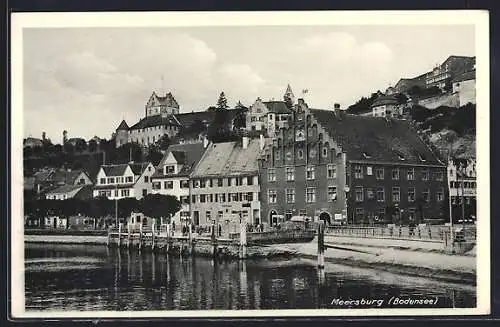 AK Meersburg /Bodensee, Teilansicht vom Wasser aus