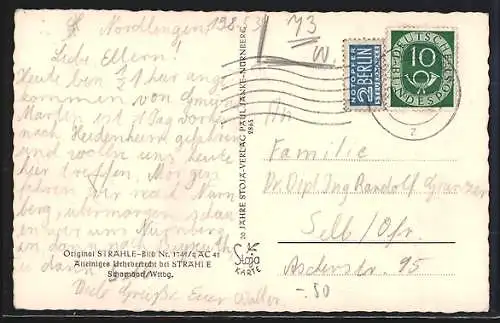 AK Nördlingen, Teilansicht mit Kirche und Strassenpartie