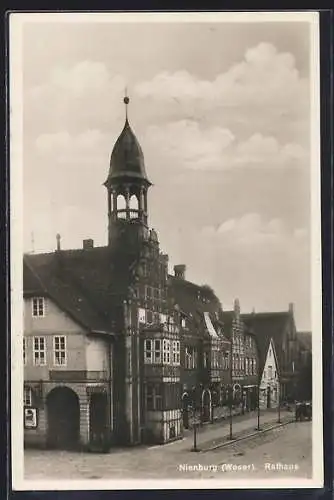 AK Nienburg /Weser, Rathaus mit Strasse