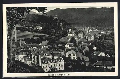 AK Lázne Brandýs n. Orl., Panorama mit Strassenpartie