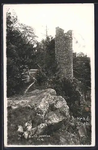 AK Oheb, Hrad