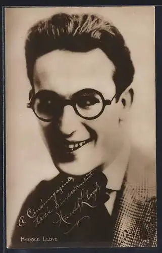 AK Schauspieler Harold Lloyd mit runder Brille