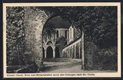 AK Chorin, Kloster Chorin, Torbogen und Kirche vom Wirtschaftshof aus