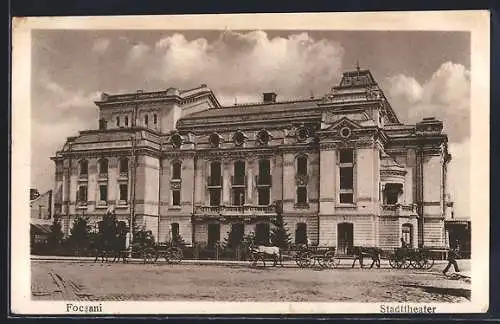 AK Focsani, Stadttheater und Kutschen