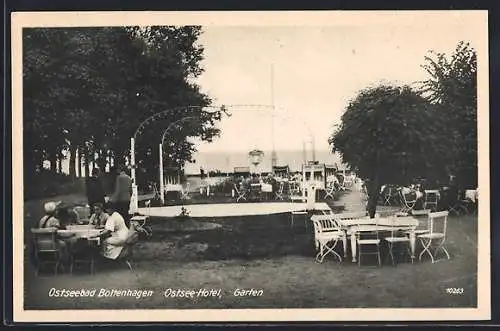 AK Boltenhagen /Ostsee, Ostsee-Hotel, Gartenpartie