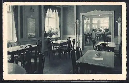 AK Saarbrücken, Café Mattern, Kaiserstrasse 11, Innenansicht