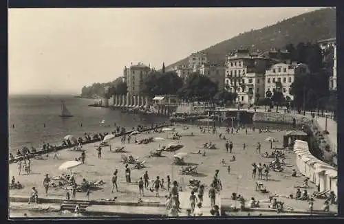 AK Opatija, Strand und Hotels