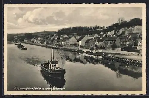 AK Oderberg / Mark, Blick von der Oderbrücke auf Schiffe und Ortschaft